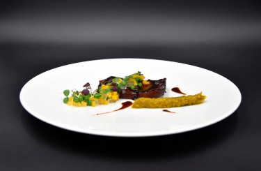 Iberico Secreto - Iberico Secreto with Kenia beans, mango, ginger, aubergines
Chef: Michael Broger
Restaurant: Walserstube Jägerstube in Lech am Arlberg