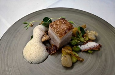 Pork Belly Sous Vide and Puffed - Pork Belly Sous Vide & Puffed | Edamame | Malt
Chef: Christopher Korp
Restaurant: Steiner Hotelbetriebe GmbH & Co. KG