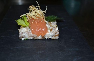 Gebeizte Lachsforelle  - Gebeizte Lachsforelle mit Rollgerste und Schafkäse
Koch: Sigi Ratgeb
Restaurant: Wirtshaus BürglHöh