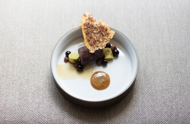 Blunze - Blunze, leek, potato, black currant, mustard
Chef: Andreas Döllerer
Restaurant: Döllerer's world of pleasure