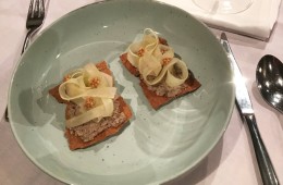 Altberliner Leberwurst meets DEWAZAKURA Kirschblüte